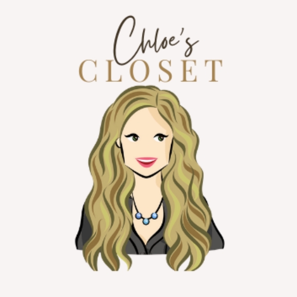 Chloe’s Closet : Poshmark Ambassador - Picture 1 of 2